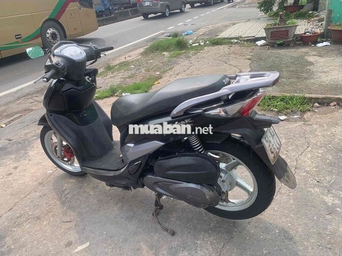 SYM Shark Thể thao màu Đen