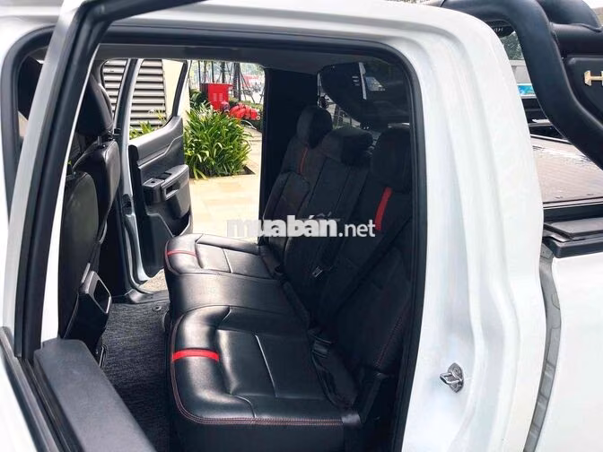 Ford Ranger XLS 4x2 2024 Trắng 40.000km