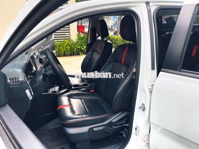Ford Ranger XLS 4x2 2024 Trắng 40.000km