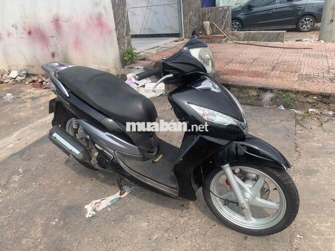 SYM Shark Thể thao màu Đen