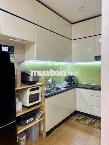 Chuyển công việc Gia đình bán Căn 62m2 Full nội thắt gỗ. LH HƯƠNG