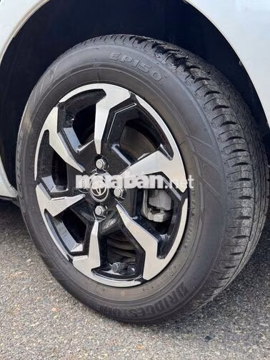 Toyota Vios G 2024 Trắng 10.000 KM NHƯ XE MỚI