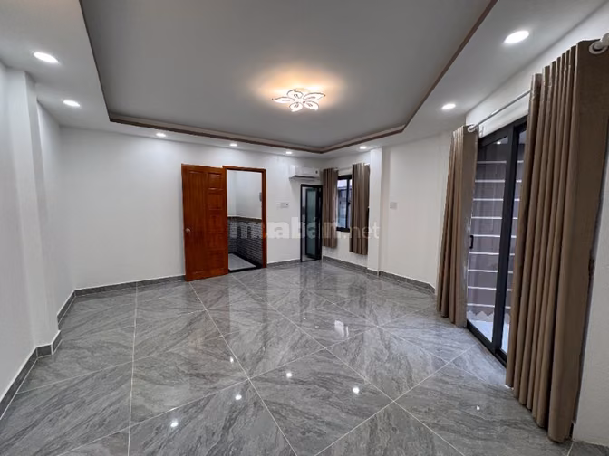 Mở bán 2 B.thự mini (góc 2 m.tiền),Lửng,04 tầng, hẻm 8m Huỳnh Văn Bánh