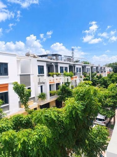 Giá ngộp: Nhà Phố Thuận An chỉ 2,75 Tỷ Full Giá - Đường Thông Rộng 13m