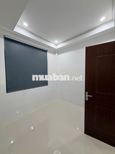Nhà 2 lầu 3PN hẻm đường Trần Hưng Đạo chỉ 7,5 triệu