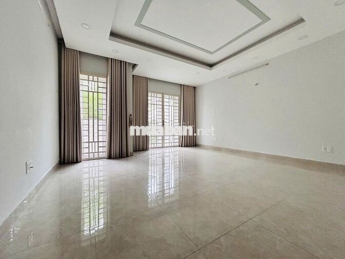 NHÀ ĐƯỜNG C18 KHU K300 DIỆN TÍCH: 5X20M TRỆT 3 LẦU CHO THUÊ
