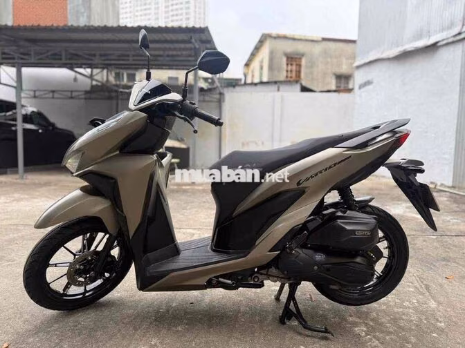 Honda Vario 150 Vàng cát Xe tay ga