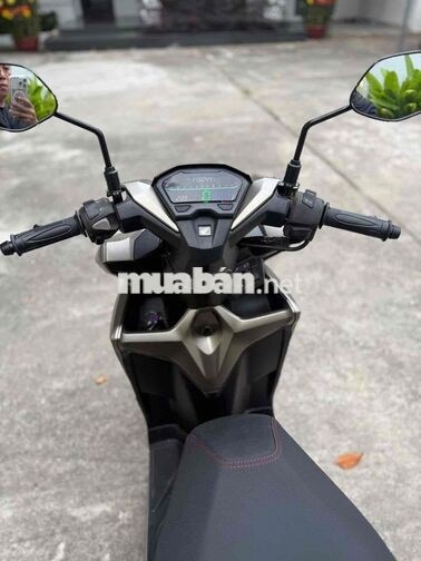 Honda Vario 150 Vàng cát Xe tay ga