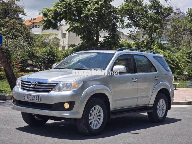 FORTUNER 2.7V SX 2013 AT XĂNG 148000KM BH 1 NĂM