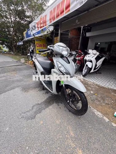 Honda Vision 2024 Xám 2000 km