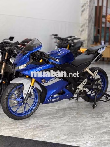Yamaha R15 V3 siêu lướt 5.000km đăng kí 2021