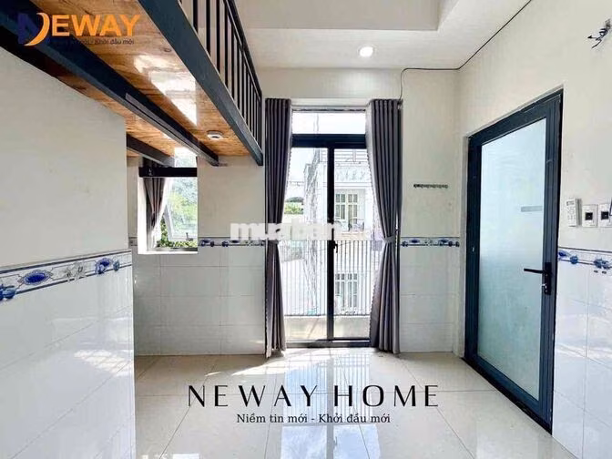 DUPLEX GÁC CAO L, BAN CÔNG LỚN SẴN MÁY LẠNH, NGAY ĐH CÔNG THƯƠNG