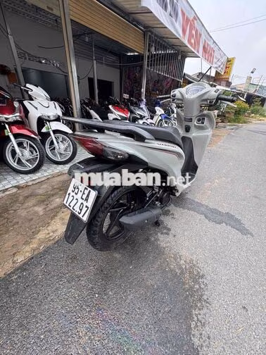 Honda Vision 2024 Xám 2000 km