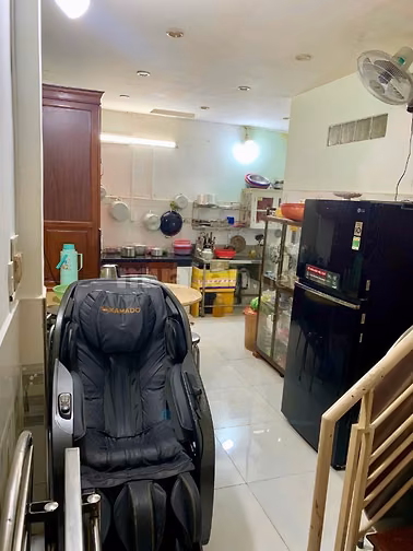 Nhà Bán Hẽm Pham Xích Long, Quân 11. Diện tích : 4,3 x 13m