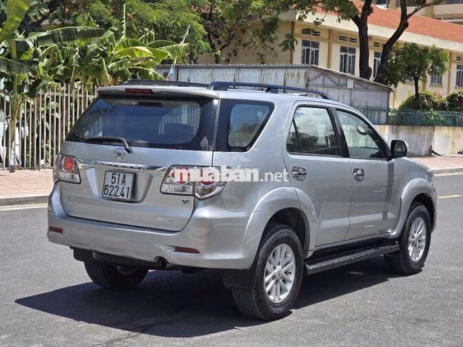 FORTUNER 2.7V SX 2013 AT XĂNG 148000KM BH 1 NĂM