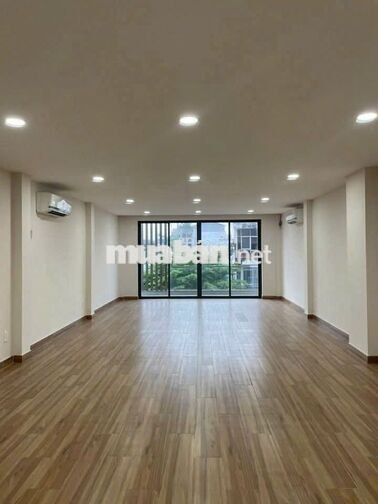 Cần cho thuê nhà MT 176B Lê Văn Sỹ P.10 Q.Phú Nhuận 