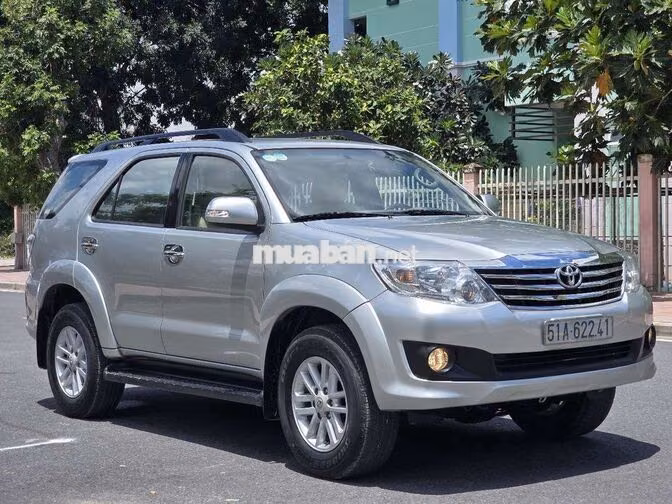 FORTUNER 2.7V SX 2013 AT XĂNG 148000KM BH 1 NĂM