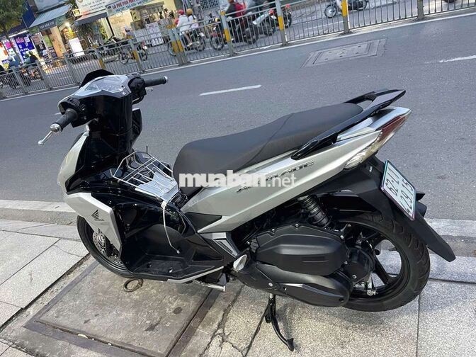 Honda Air Blade 2017 Bạc Đã sử dụng
