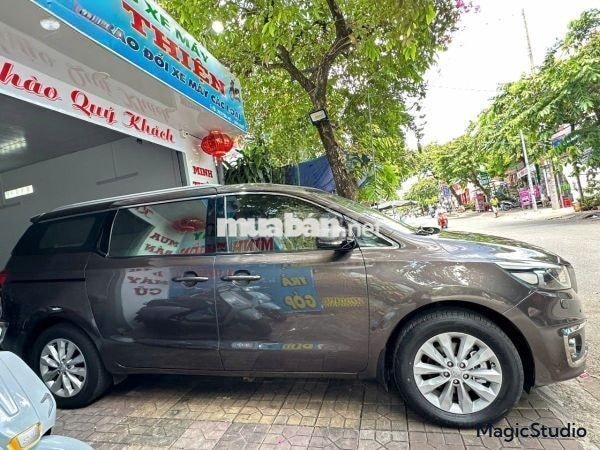 Kia Sedona 3.3L GATH 2015 - 415 Triệu