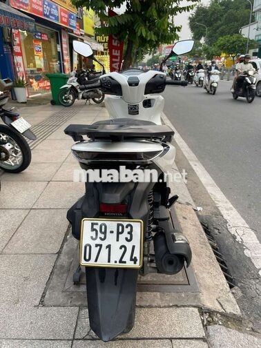 Honda SH 150 2021 Trắng Đã sử dụng