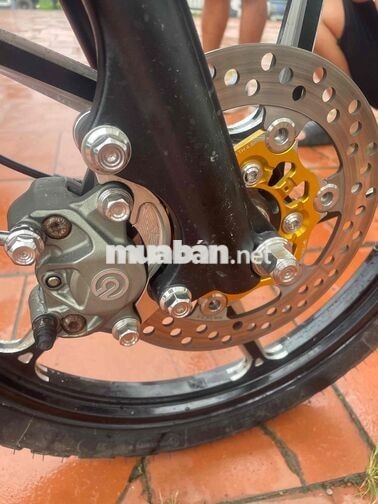 Yamaha Spark 2010 Côn tay Đen