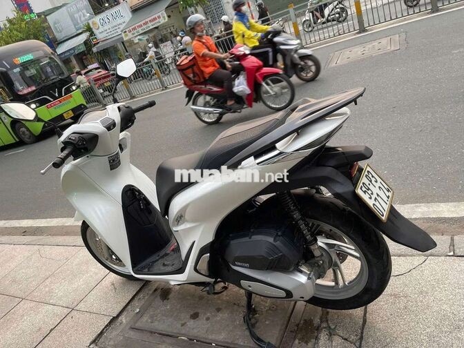 Honda SH 150 2021 Trắng Đã sử dụng