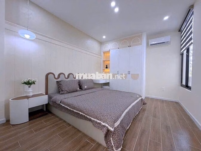 Cần cho thuê nhà đẹp 3 tầng đường Thanh Lương 18, Hòa Xuân 