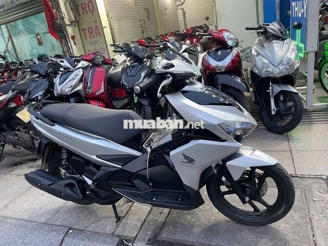 Honda Air Blade 2017 Bạc Đã sử dụng