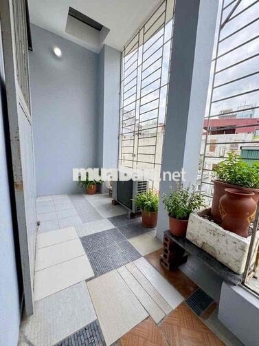 cho thuê cả nhà 5 tầng 3 ngủ khách bếp