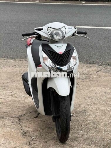 Honda Vision 2015 Trắng