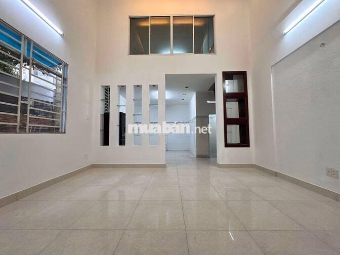 CHÍNH CHỦ CHO THUÊ NHÀ SÂN VƯỜN NGỎ OTO GIÁ 13TR5 CÒN BỚT