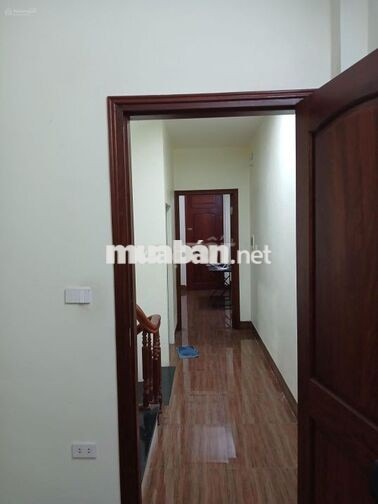 Cho thuê nhà khu Đấu giá ngõ cổng Đa Sỹ 50m2 5 tầng giá 13 triệu/tháng