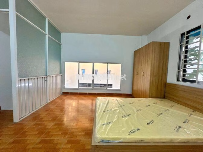 CHÍNH CHỦ CHO THUÊ NHÀ SÂN VƯỜN NGỎ OTO GIÁ 13TR5 CÒN BỚT