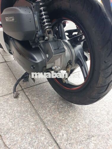Honda PCX 2013 Trắng, Đỏ máy ngon bstp 17t5