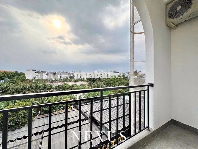 Duplex ban công full đầy đủ nội thất máy giặt riêng