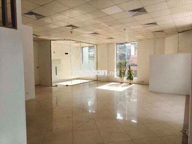 Cho Thuê 150m Tầng 1 Toà Nhà COTANA Building