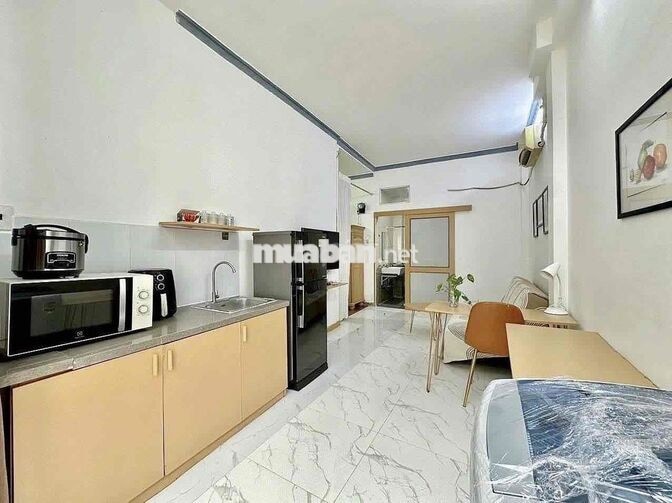 Cho thuê căn 1pn tách bếp máy giặt riêng full nt ở Trần Quang Diệu Q3