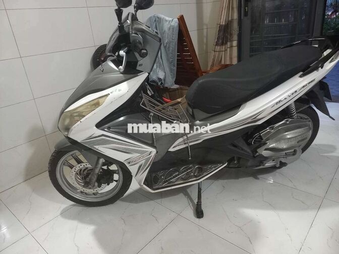 Honda Air Blade 125Fi Trắng xám