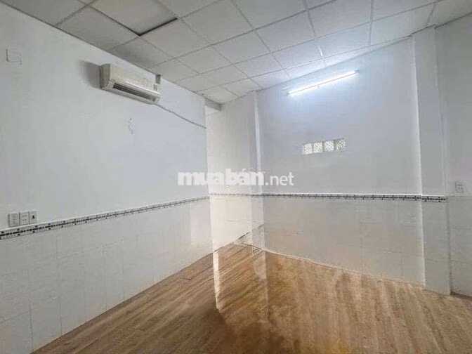 Bán gấp nhà cấp 4 ( diện tích 100m2) giá rẻ
