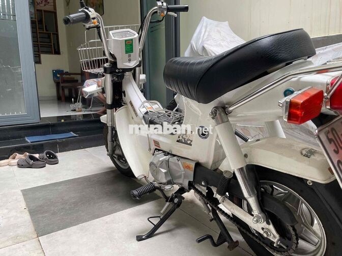 Honda Chaly Trắng