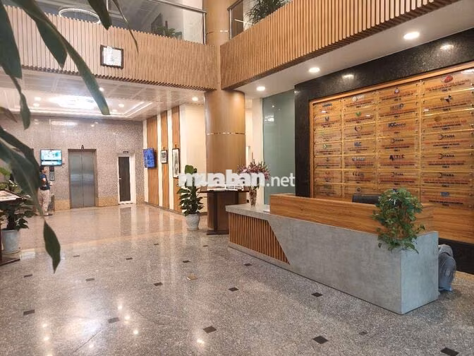 Cho Thuê 150m Tầng 1 Toà Nhà COTANA Building