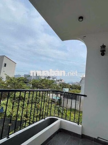 144 ✨ 🏡 CHO THUÊ NHÀ SÂN VƯỜN 2 TẦNG MẶT TIỀN HÓI KIỂNG