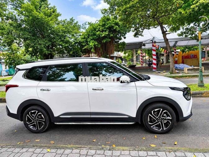 Kia Carens KY Luxury 2025 Trắng 16000 km