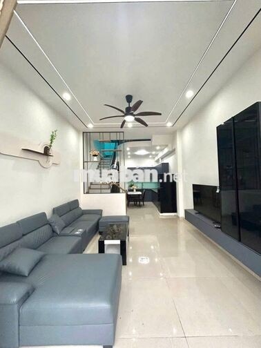 Bán nhà mặt tiền đường 8M đường Hương Lộ 7