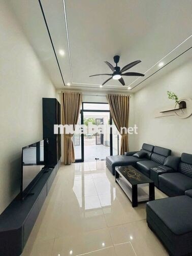 Bán nhà mặt tiền đường 8M đường Hương Lộ 7