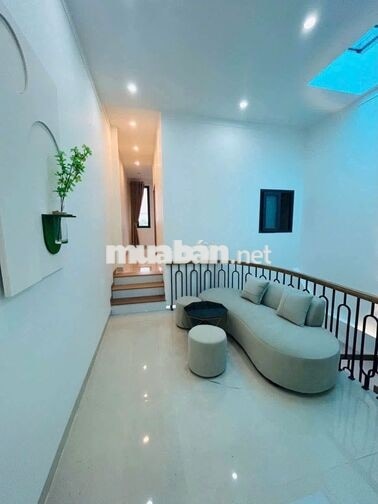 Bán nhà mặt tiền đường 8M đường Hương Lộ 7
