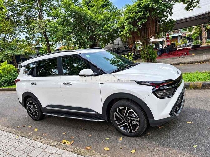Kia Carens KY Luxury 2025 Trắng 16000 km