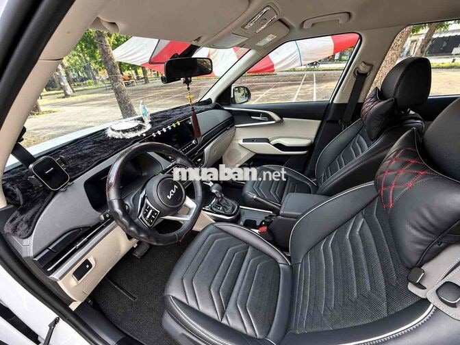 Kia Carens KY Luxury 2025 Trắng 16000 km