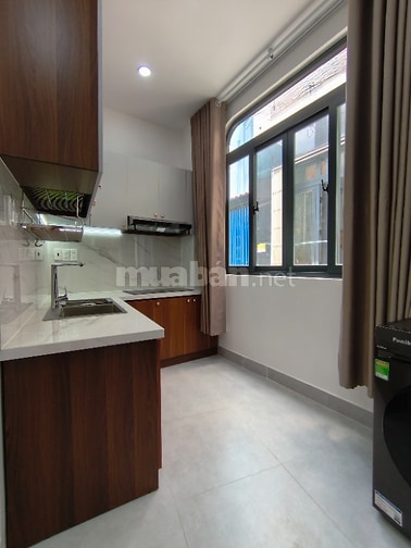 Nhà 2 Mặt Hẻm 3 Phòng Đủ Nội Thất 2 Tấm Đúc Hoàn Công