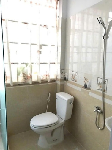 Nhà hẻm xe hơi Quang Trung, 5mx20m, lầu, 3PN, 3WC, sân rộng để xe hơi